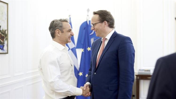 Συνάντηση Μητσοτάκη με τον CEO της RWE για Επενδύσεις Ηλιακής Ενέργειας σε Δυτική και Κεντρ. Μακεδονία