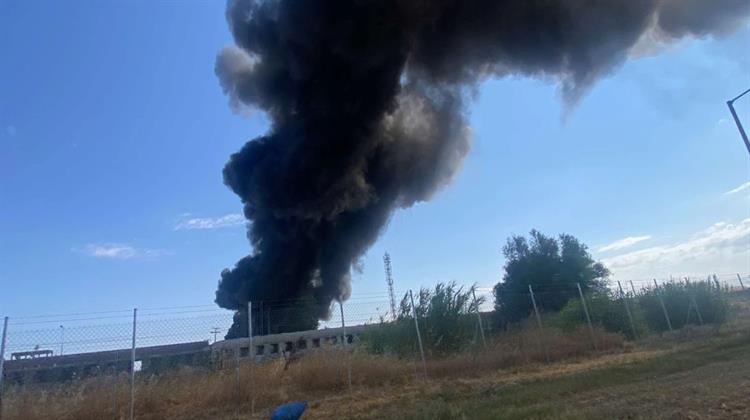 Θεσσαλονίκη: Φωτιά σε Eταιρεία Aνακύκλωσης στη ΒΙ.ΠΕ. Σίνδου