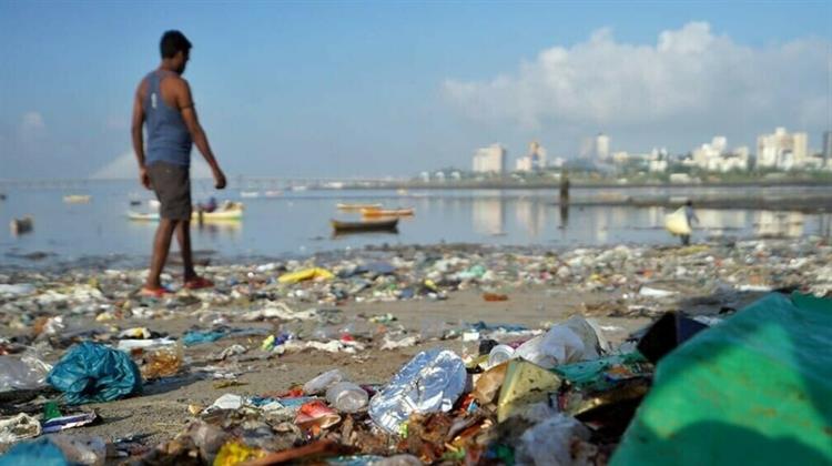 Γενεύη: Έκθεση Αποκαλύπτει τη Ρύπανση από Πλαστικά πριν από τη Σύνοδο Κορυφής που Αρχίζει Σήμερα
