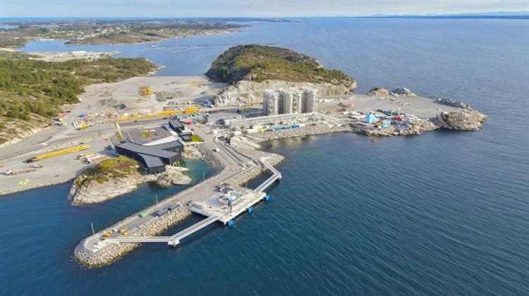 Νορβηγία: Το Πρώτο Φορτίο CO2 Εγχύθηκε στην Μεγαλύτερη Εμπορική Μονάδα CCS στον Κόσμο