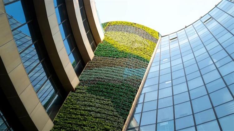 Ενσωματωμένος Άνθρακας και Κτίρια: Μια Νέα Δύσκολη Εξίσωση - Θέμα Χρόνου τα “Πράσινα Χαράτσια” στα Κτίρια