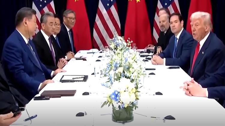 Συνάντηση Τραμπ- Σι: Μείωση Δασμών με Αντάλλαγμα την Αναστολή στους Εξαγωγικούς Περιορισμούς Σπάνιων Γαιών