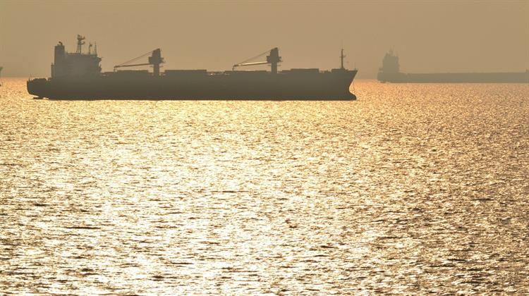 Γηρασμένα τα Τάνκερ του «Σκιώδους Στόλου» - Ανεμπόδιστη η Ροή Πετρελαίου Παρά τις Κυρώσεις των ΗΠΑ