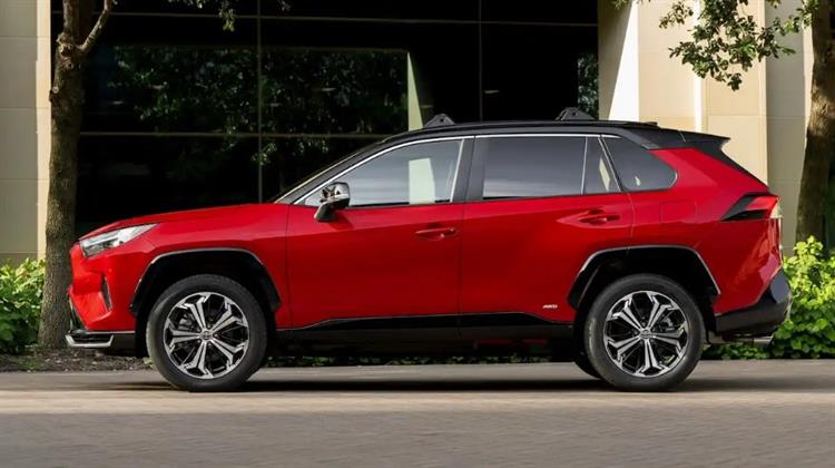 Η Toyota Πουλάει Αυτοκίνητα πιο Γρήγορα από ό,τι Μπορεί να τα Κατασκευάσει