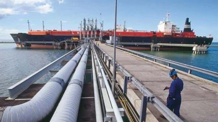 O Τραμπ Επιμένει: Η Ινδία έχει «Σταματήσει σε Μεγάλο Βαθμό» να Αγοράζει Ρωσικό Πετρέλαιο