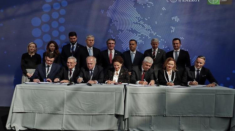 Κάθετος Διάδρομος: Οι Διαχειριστές Συστημάτων Μεταφοράς Φ. Αερίου Ζητούν Ρυθμιστική Έγκριση για τα Route 2 και Route 3