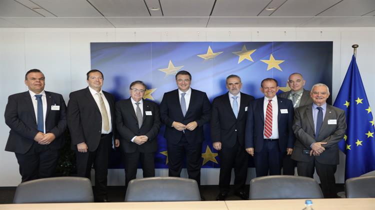 Συνάντηση Τζιτζικώστα-ΕΛΙΜΕ για Βιωσιμότητα και Διασύνδεση Λιμένων