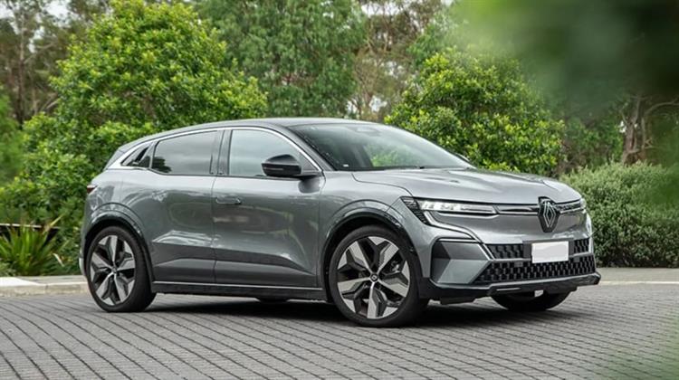 Renault Megane: Επιστροφή και στη βενζίνη με υβριδική τεχνολογία
