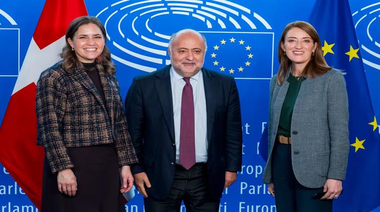 Υπεγράφη το «Νομοθετικό Πακέτο του Δημ. Τσιόδρα για τα Χημικά» και Γίνεται Νομοθεσία της ΕΕ