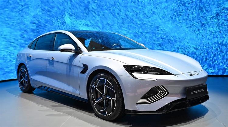 BYD: Πτώση Πωλήσεων για Τρίτο Συνεχόμενο Μήνα