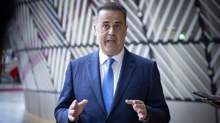 Ταξίδι Παπασταύρου στην Ουάσιγκτον για Ενεργειακές Συμφωνίες και Ενίσχυση Συνεργασίας με ΗΠΑ