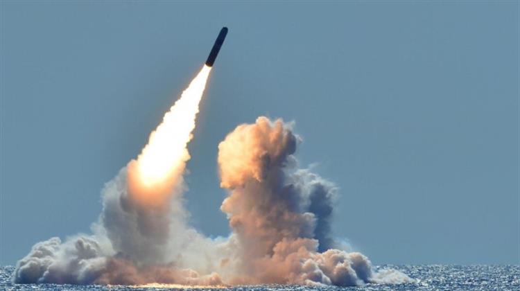 Κίνα: Το Πεκίνο Υπαινίσσεται Υποκρισία των ΗΠΑ σχετικά με τον Πυρηνικό Αφοπλισμό