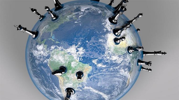 Σταύρος Λυγερός: Στην Καρδιά Ιστορικής Καμπής το 2025-2026 (Ηχητικό)