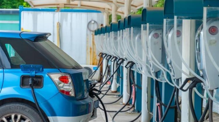 Κίνα: Ετήσια Αύξηση 52%  των Πυλώνων Ηλεκτρικής Φόρτισης Οχημάτων στα Τέλη Νοεμβρίου