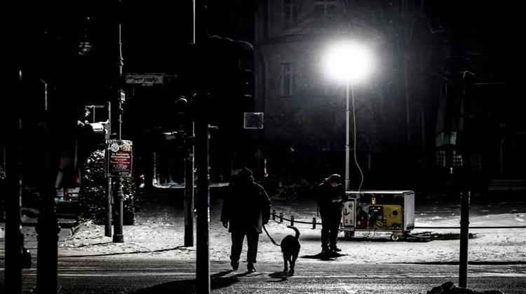 Αποκαταστάθηκε Μετά Από 5 Ημέρες η Ηλεκτροδότηση στο Νοτιοδυτικό Βερολίνο - Δολιοφθορά Από Ακροαριστερή Οργάνωση