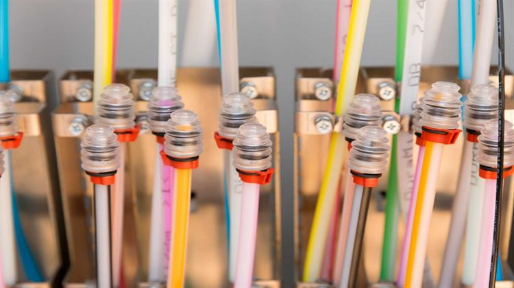 ΔΕΗ: Κατέχει το 2ο Μεγαλύτερο Δίκτυο Οπτικών Ινών