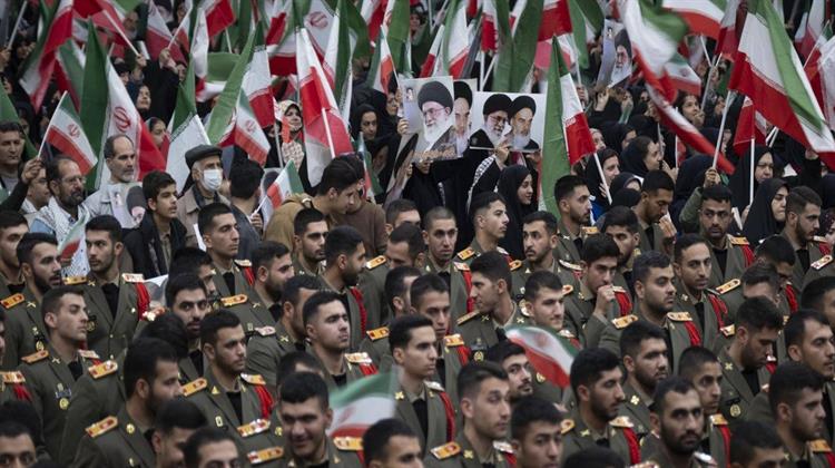 Ιράν: Καλεί τις ΗΠΑ να Αντισταθούν σε «Καταστροφικές Επιρροές» που θα Μπορούσαν να Εκτροχιάσουν την Επανάληψη των Συνομιλιών