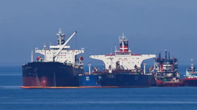 WSJ: Την Κατάσχεση Τάνκερ με Ιρανικό Πετρέλαιο Συζητούν Αξιωματούχοι των ΗΠΑ, ως Μέσο Πίεσης στην Τεχεράνη