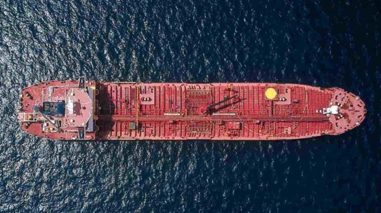 Η Ρωσία θα Στείλει Πετρέλαιο στην Κούβα για «Ανθρωπιστικούς» Λόγους (Izvestia)