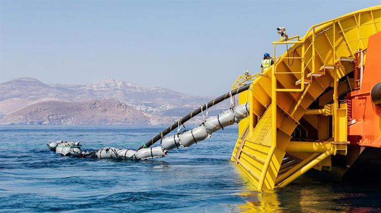 ΠΑΣΟΚ: «Συμμερίζεται η Κυβέρνηση την Άποψη Θεοχάρη Ότι το Καλώδιο Δεν Ποντίζεται Λόγω Αντιδράσεων της Κύπρου και Όχι της Τουρκίας;»