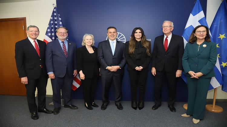 Παπασταύρου: Συνάντηση με Αντιπροσωπεία του Κογκρέσου των ΗΠΑ