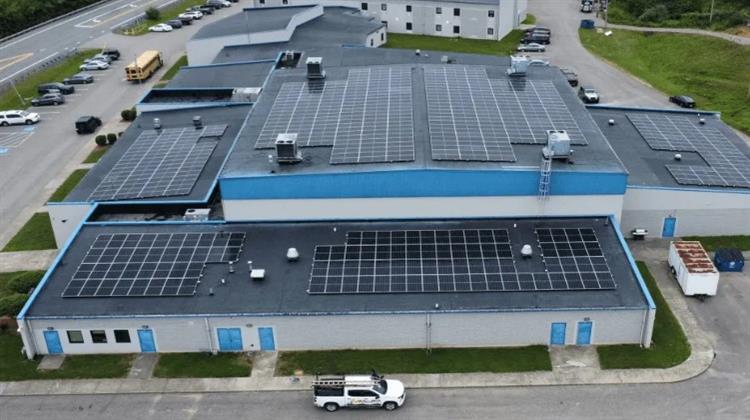 HΠΑ- Βιρτζίνια: Σχολεία Χρησιμοποιούν Ηλιακή Ενέργεια – και Ενισχύουν τους Μισθούς των Εκπαιδευτικών