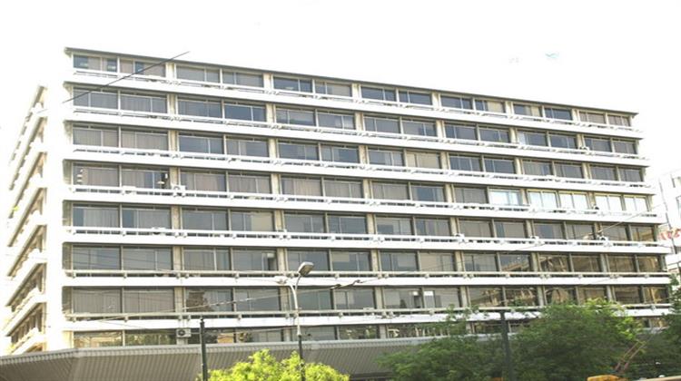 Ένας Νόμος με Οκτώ Λέξεις