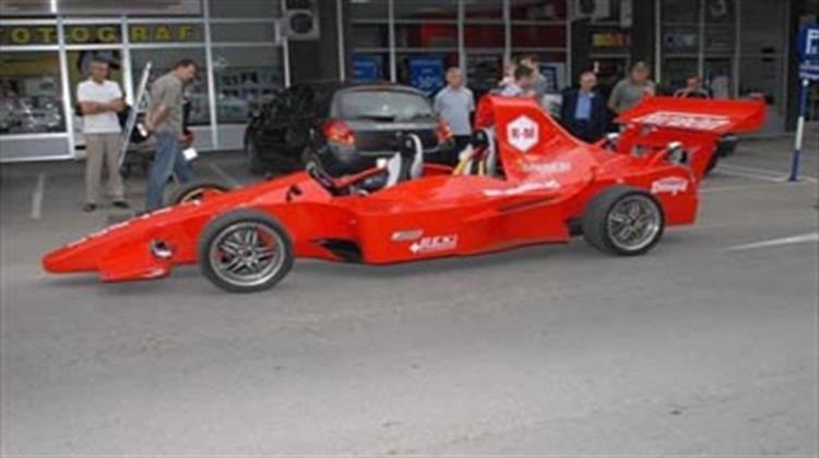 Μηχανικός Από την Βοσνία Κατασκεύασε Δική του Formula 1
