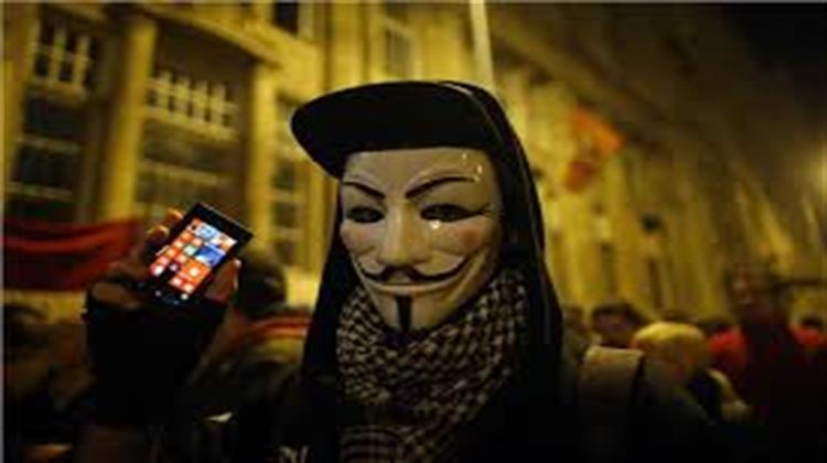 Ουγγαρία: Νέες Διαδηλώσεις Κατά του Φόρου στο Ίντερνετ