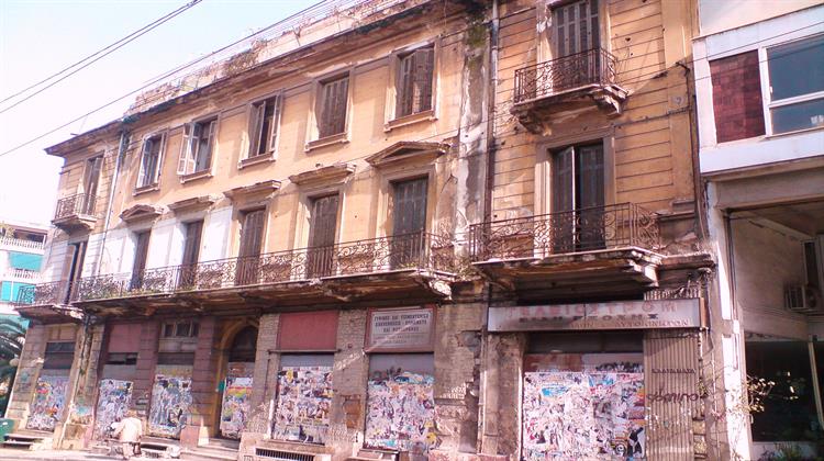 Προτάσεις για τα Εγκαταλειμμένα Κτιρία της Αθήνας Ζητά το ΥΠΕΚΑ