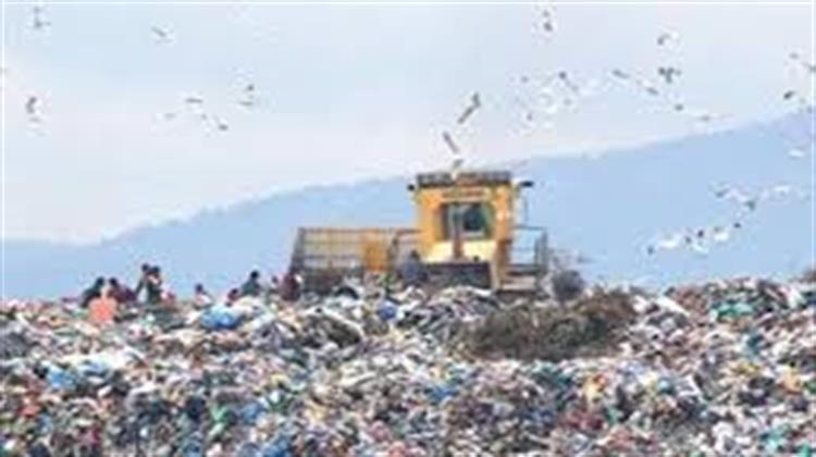 Εκσκαφή Θαμμένων Απορριμμάτων σε Έκτσαη 2.000 Κυβικών Μέτρων στον ΧΥΤΑ Πολυγύρου Χαλκιδικής