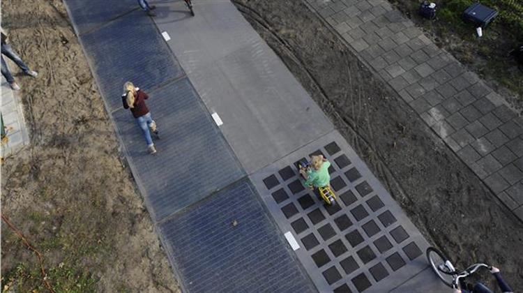 Ηλεκτρικό Πέρα των Προσδοκιών Από τον Ηλιακό Ποδηλατόδρομο