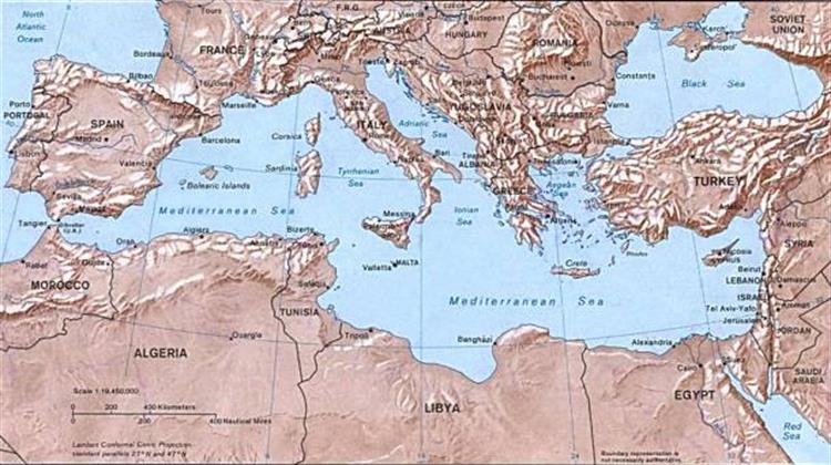 Η Μεσόγειος, Ζώνη Μεγάλης Συσσώρευσης Πλαστικών