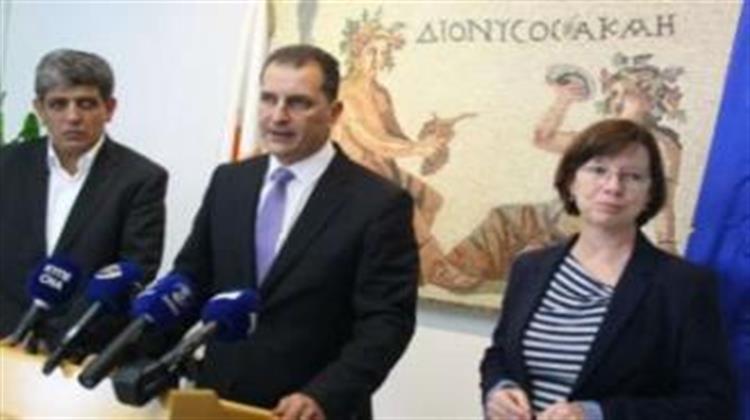 Για την Στρατηγική της Λευκωσίας σε Υδρογονάθρακες και ΑΠΕ Συζήτησε ο Λακκοτρύοης με Αντιπροσωπεία του Ευρωκοινοβουλίου