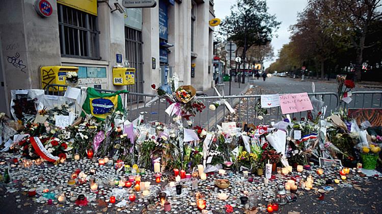 Financial Times: Η Γαλλία Βρίσκεται Τώρα σε Κρίσιμο Σταυροδρόμι