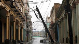 Χωρίς Ρεύμα η Κούβα Μετά το Χτύπημα του Κυκλώνα Ίαν