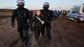 Η Γκρέτα Τούνμπεργκ Προσήχθη Από τις Γερμανικές Αρχές