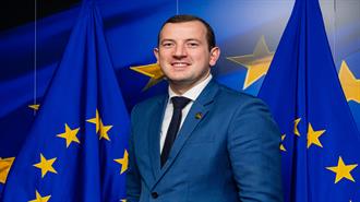Επίτροπος Sinkevičius: Οι ΑΠΕ Δεν Απειλούν τις Περιοχές Natura