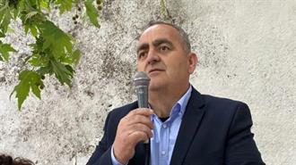 Ο Eλληνισμός Yπό Πίεση
