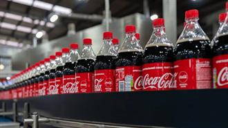 Γαλλία: Ίχνη Μικροπλαστικών σε Φιάλες Coca-Cola και Schweppes