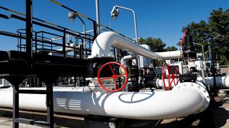 Ukrainian Attack Suspends Russian Oil Flows to Hungary, Slovakia