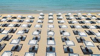 Ιδανική Μόνο για Ξένους