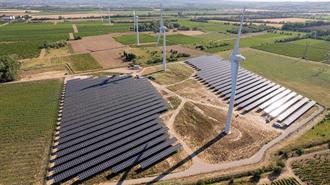 TotalEnergies: 10ετές Συμβόλαιο για Προμήθεια 800 GW από ΑΠΕ στις τρεις Γαλλικές Εγκαταστάσεις της Χαρτοποιίας SWM