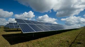 Η Τουρκία εγκαινιάζει το πρώτο μεγάλο ηλιακό εργοστάσιο με αποθήκευση ενέργειας (BESS)