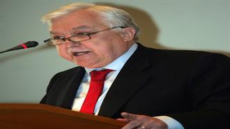 Αλέκος Παπαδόπουλος: «Ευχαριστώ, Αλλά Δεν Ενδιαφέρομαι»